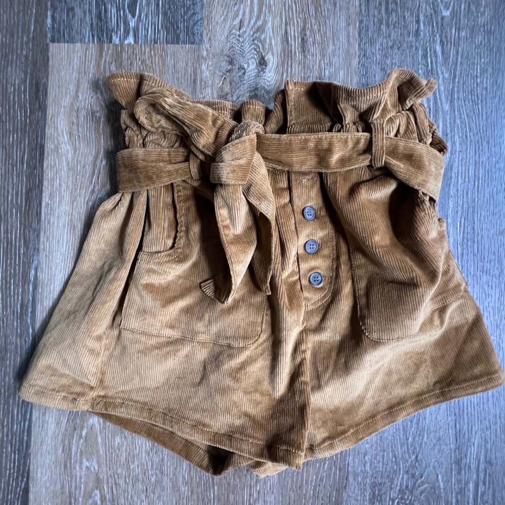 Love Tree Corduroy‎ Shorts Women Medium Tan Paperbag Waist Tie Belt Button Fly